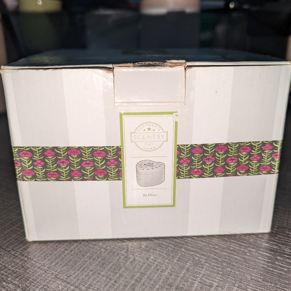 Be Mine Candy Heart Warmer - Picture 3 of 7